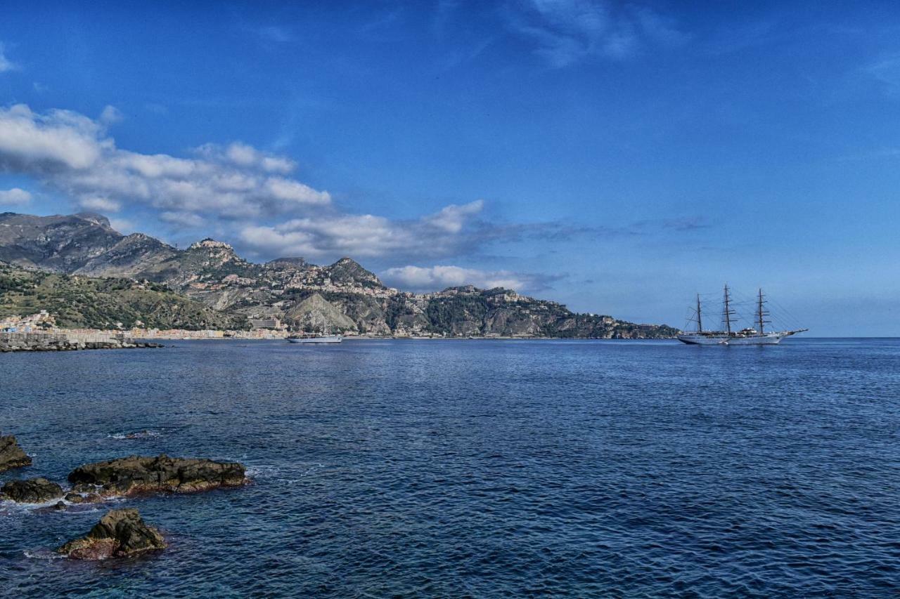 Charming Place 2 Taormina Luaran gambar